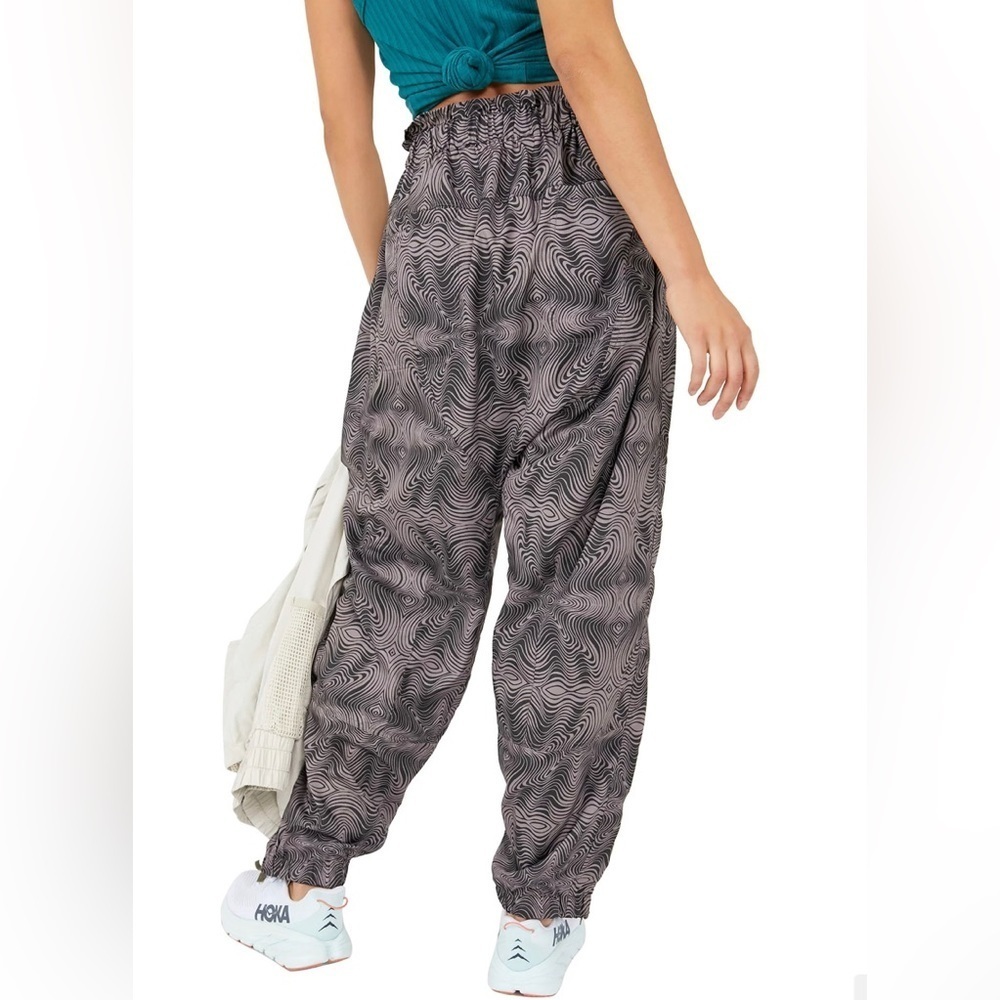 Free People Movement Women's Spring Trekker Printed Pants - Picture 11 of 11